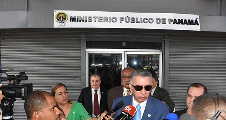 Director General de la CSS presenta querella ante el Ministerio Pblico 