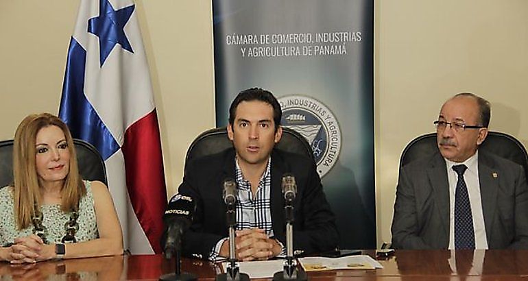 Cmara de Comercio lanza concursos de Afiches y Video Patria Ma