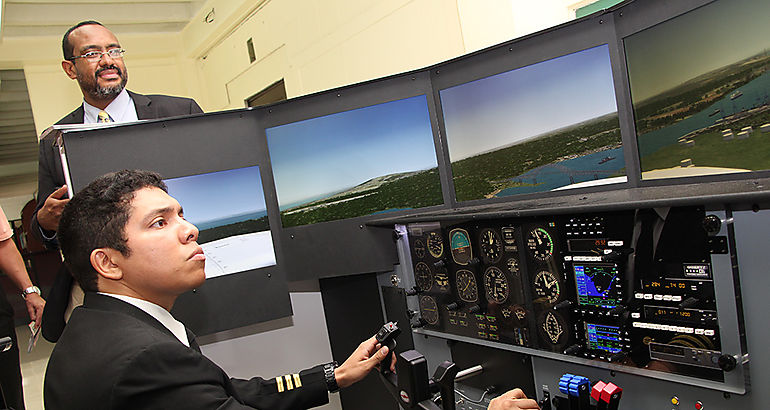 Escuela de Aviacin cuenta con Nuevo Simulador