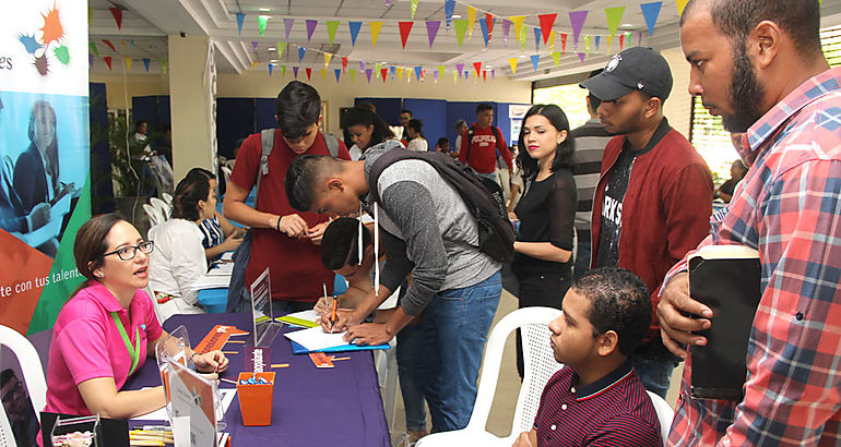 UTP inauguro la XIV Feria de Empleo