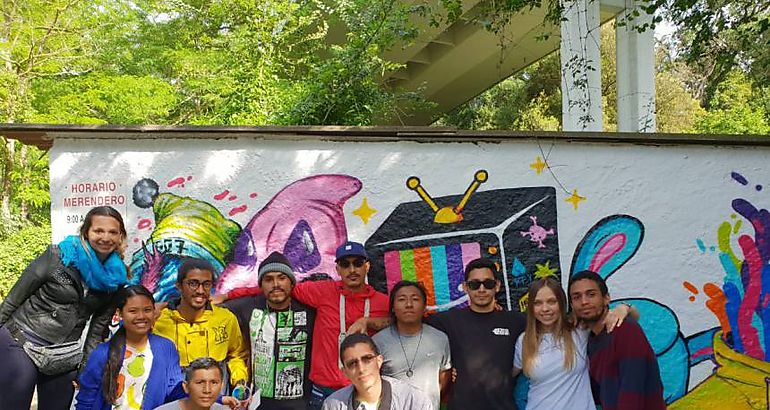 Estudiantes de Bellas Artes Participan en Encuentro de Arte Urbano en Francia Alemania y Blgica