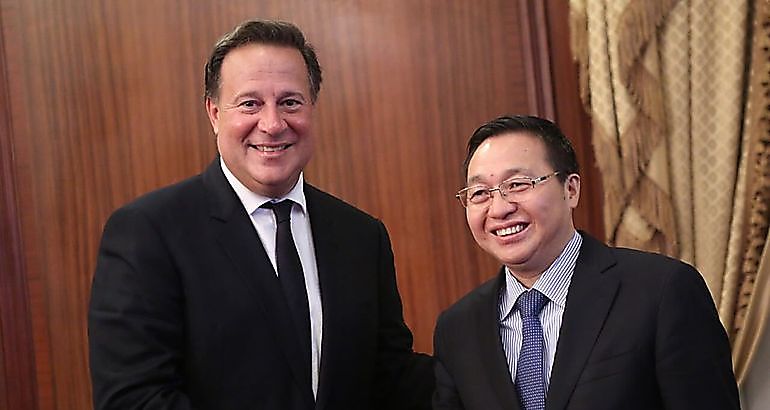 Juan Carlos Varela se reuni con Chen Siqing presidente ejecutivo del Banco de China