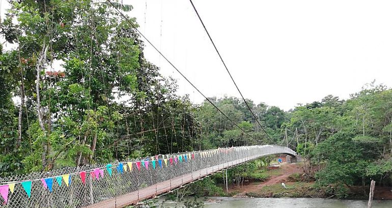 Puente en Banacito sobre el ro Toabr