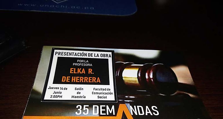 Elka De Herrara presento libro 35 sentencias devoradoras