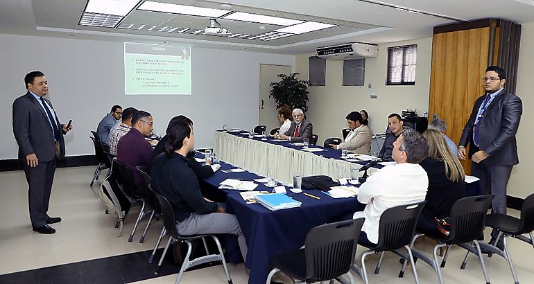  Empresarios participan en conversatorio con el Tribunal Electoral