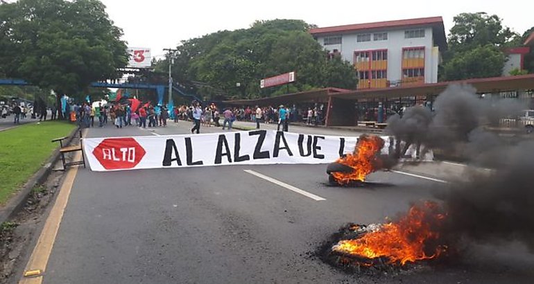 Siguen las protestas por el aumento de la tarifa elctrica