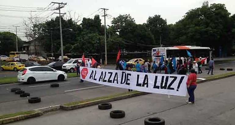 Fuertes protestas en Panam por aumento de tarifa elctrica