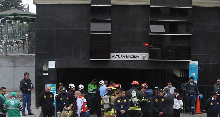 Asciende el nmero de vctimas de atentado en clnica de Lima