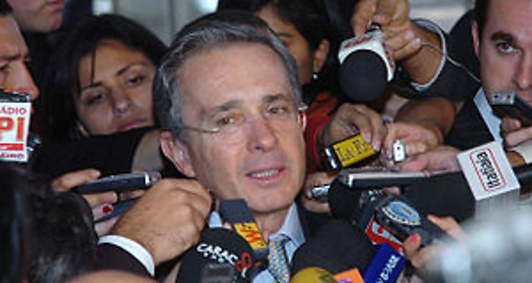 lvaro Uribe 