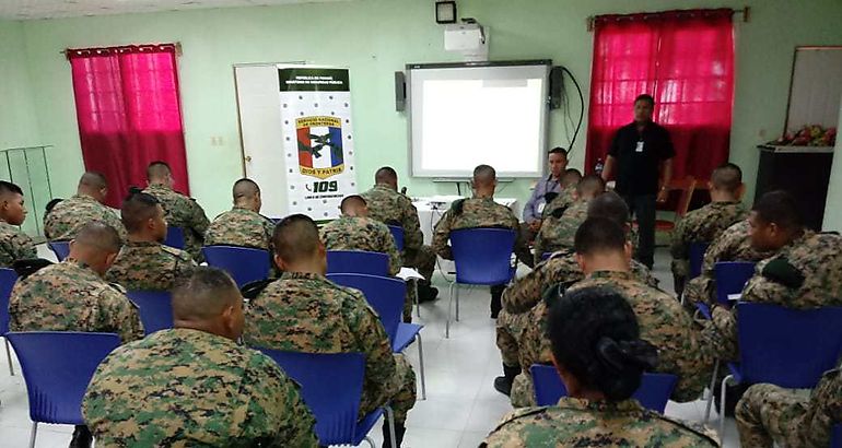 Jornada de capacitacin para miembros del SENAFRONT