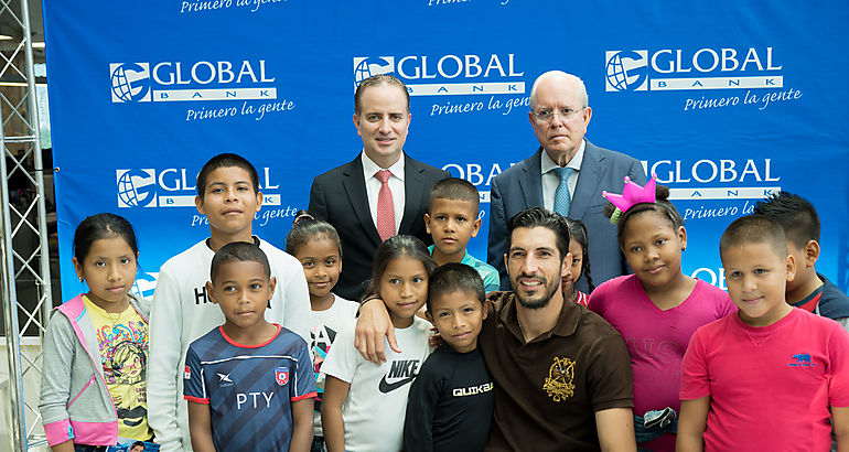 JAIME PENEDO VISITA GLOBAL BANK