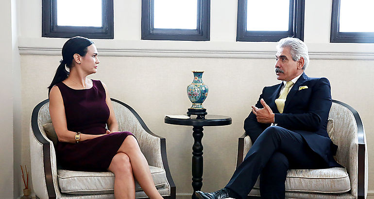 Vicepresidenta y Canciller se rene con Director Ejecutivo de la Ciudad Humanitaria de Dubi