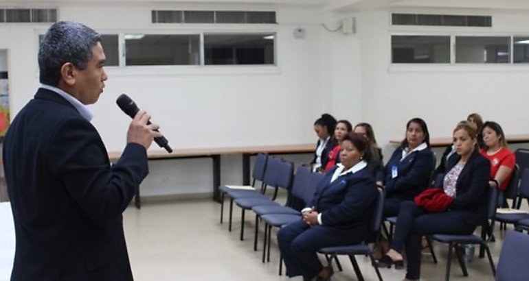 Personal docente y administrativo de la USMA se capacita en Salud Integral