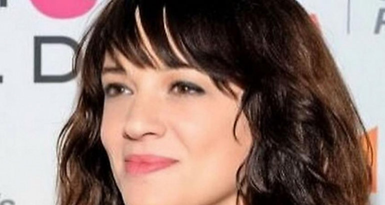  Asia Argento