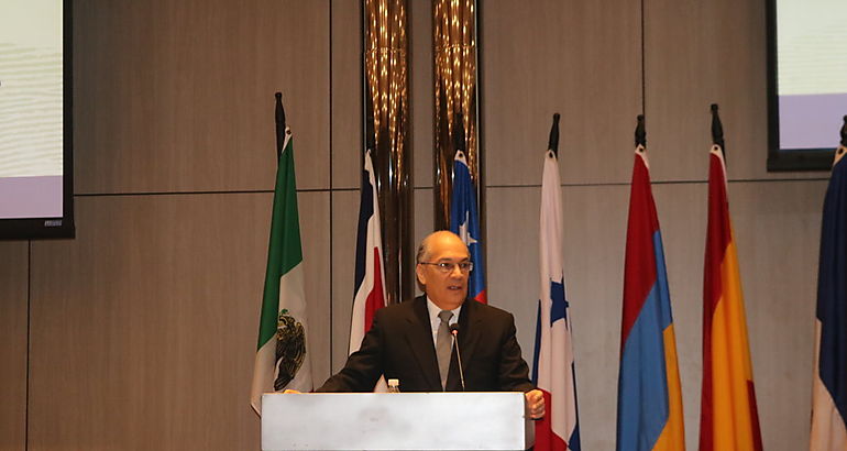  Dr Rigoberto Gonzlez Montenegro