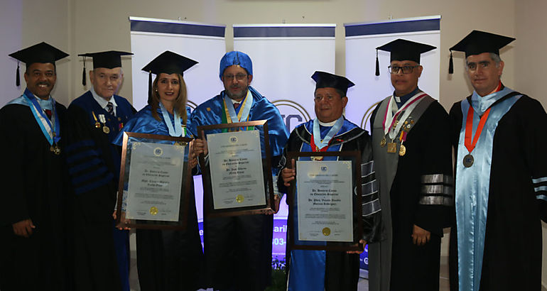 Consejo Acadmico de la Universidad del Caribe otorga Doctorado Honoris Causa en Educacin Superior 