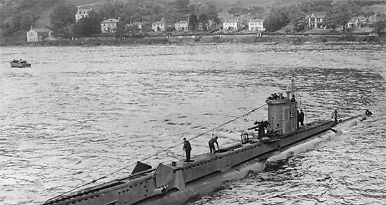 Submarino U864