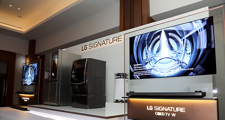 LG SIGNATURE