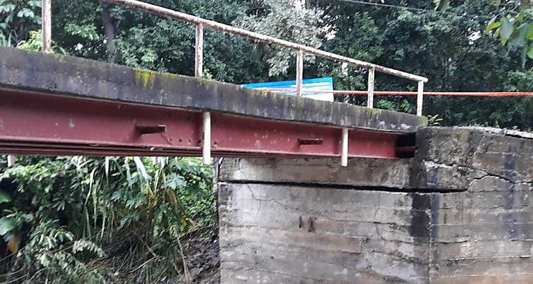 Inspeccionan daos en puentes en el distrito de Bar