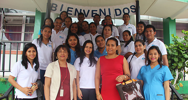 Estudiantes de UDELAS de Veraguas visitan las instalaciones del IPHE