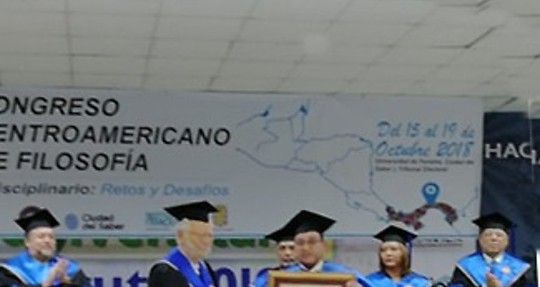 Enrique Dussel recibi el Doctorado Honoris Causa