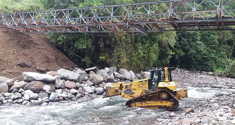 puente sobre el ro Chuspa