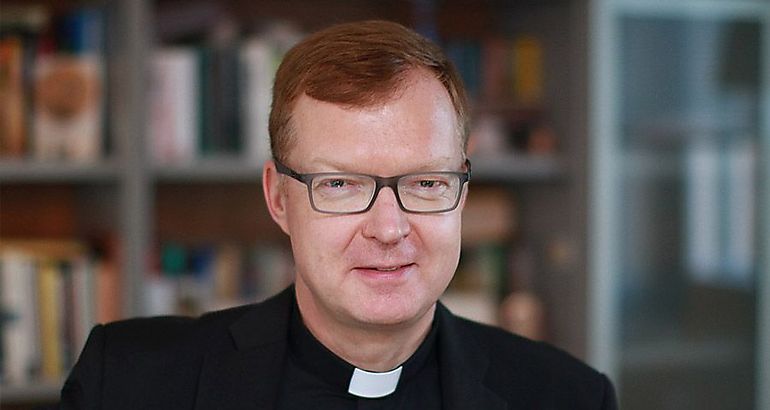 P Hans Zollner miembro de la Pontificia Comisin para la Tutela de Menores