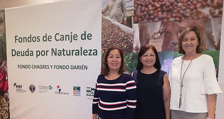 Miembros de Amcham reciben reconocimiento por su compromiso ambiental