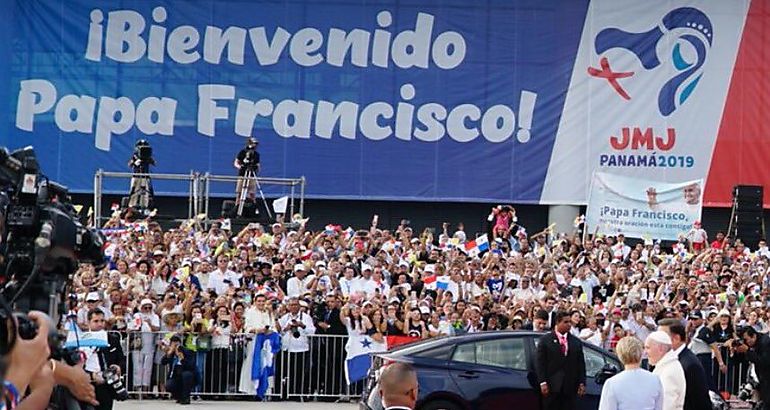 El Papa Francisco ya est en Panam para la JMJ 2019