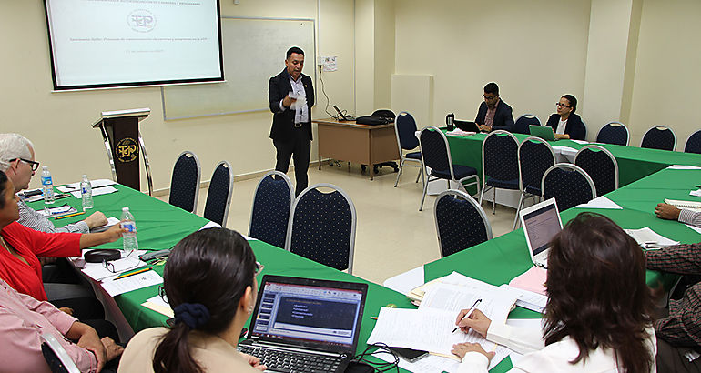 UTPSeminario Taller de Autoevaluacin 