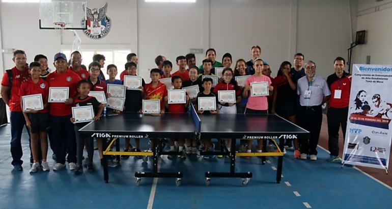 Torneo de Tenis de Mesa Campamento de Alto Rendimiento 2019