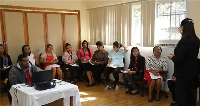 Personal de Cecredin participa en taller sobre inteligencia emocional