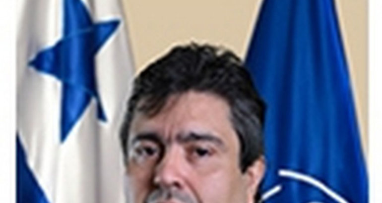 Dr Carlos Bieberach subdirector general de la CSS