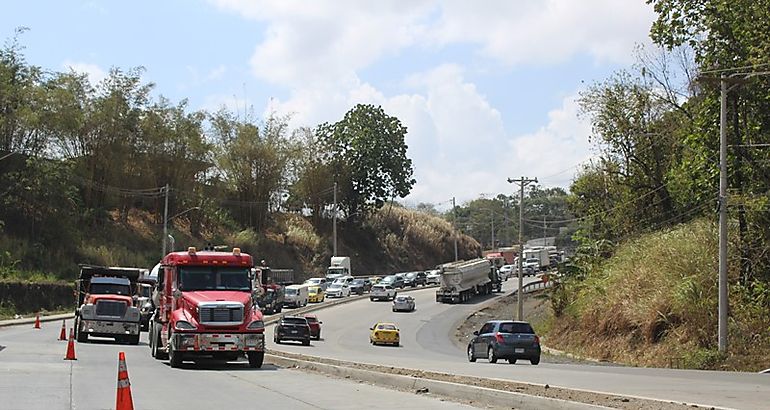 tercer carril tramo Rod Carew