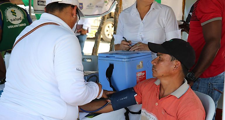 pescadores de comunidades del Distrito de Montijo 