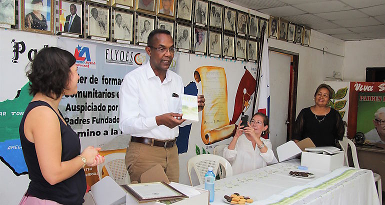 Madres de San Miguelito ms lideres de sus comunidad