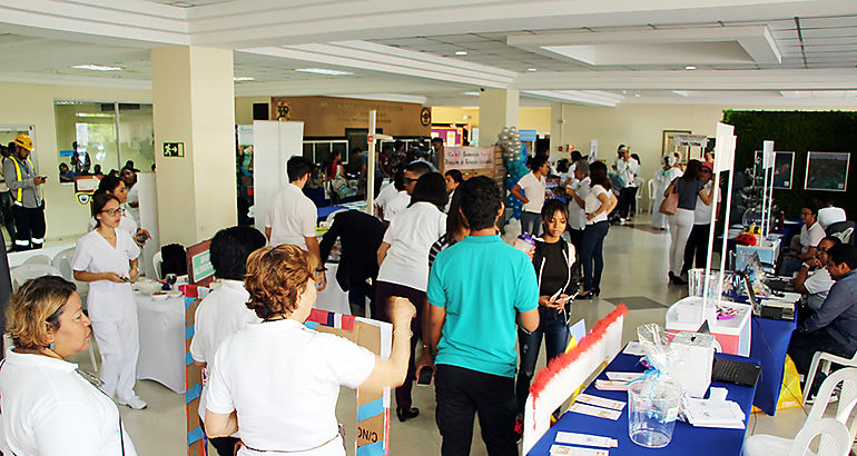 UTP Feria Informativa en el inicio de Ao Acadmico