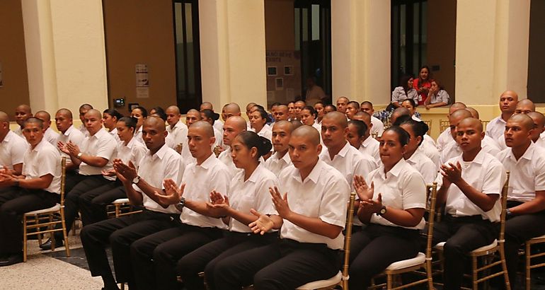 Nuevos aspirantes a agentes penitenciarios inician formacin acadmica 