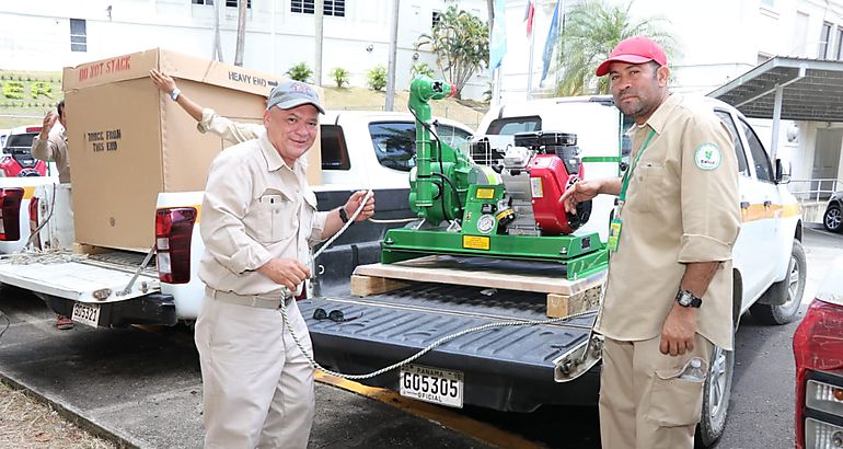 equipos de nebulizacin para disminuir la proliferacin del mosquito Aedes aegypti