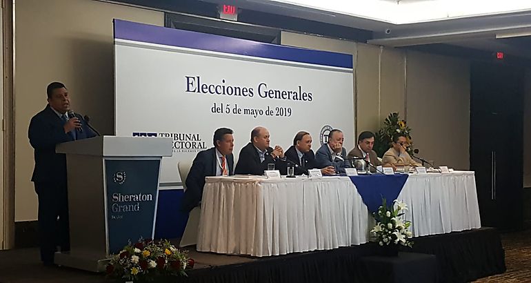 UNIORE presenta informe al TE