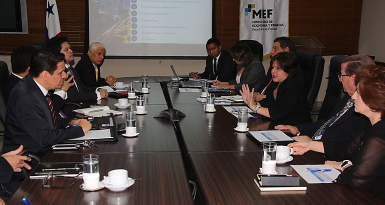 Autoridades del MEF continan el desarrollo de la agenda transicin