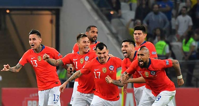 Chile vence a Colombia