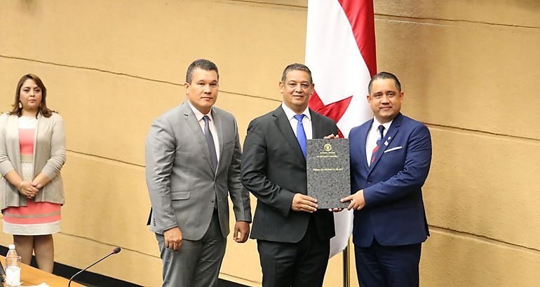 Asamblea Nacional ratifica a Armando Fuentes como administrador de ASEP