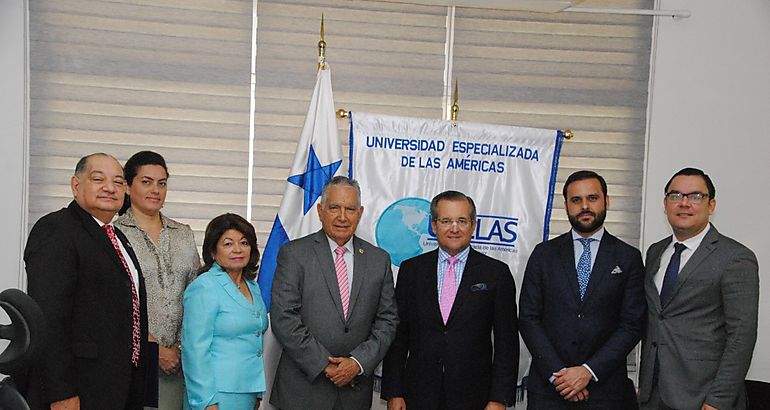 UDELAS y EDUCALINE firman carta de intencin para obra colectiva 