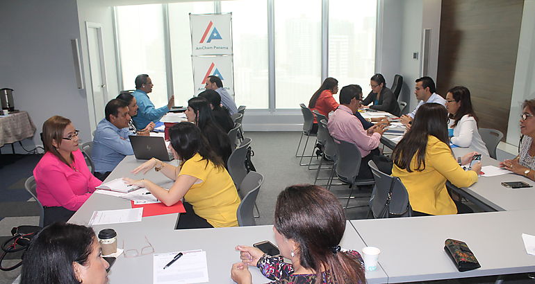 AmCham Mentores y mentees continan avanzando sus proyectos