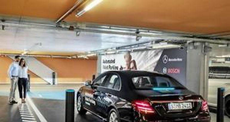 MercedesBenz hace realidad el estacionamiento sin conductor