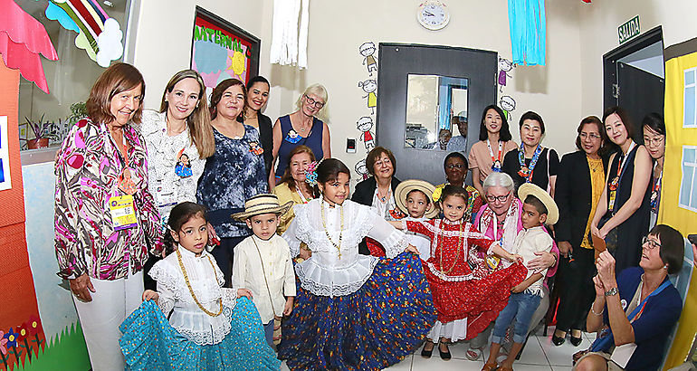 Representantes de la OMEP visitan Caipi Santa Teresa de Calcuta