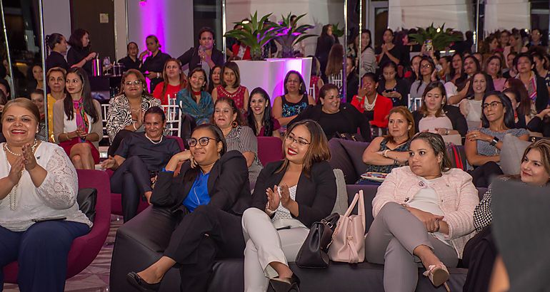 Marriott FemPunch de mujeres para mujeres