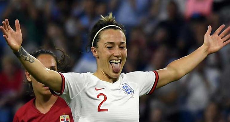 Lucy Bronze