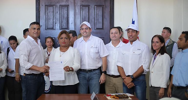 Gobierno y PNUD inician proyecto de restauracin arquitectnica en Isla Coln